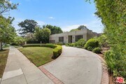Photo - 519 N Rexford Dr House