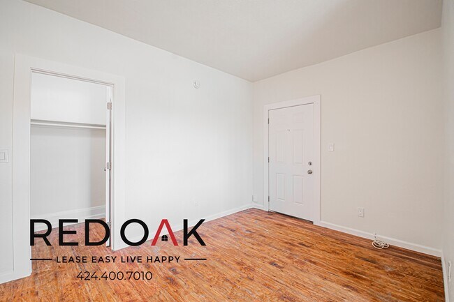 Photo - 1918 Grace Ave Unit 9