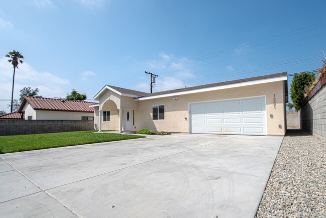 Photo - 1219 N Azusa Ave