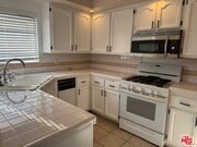 Photo - 320 N Catalina Ave Townhome