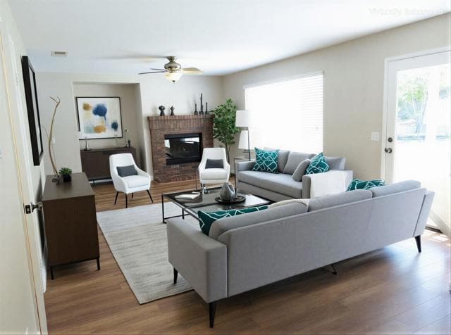 Photo - 145 Canyon Creek Way