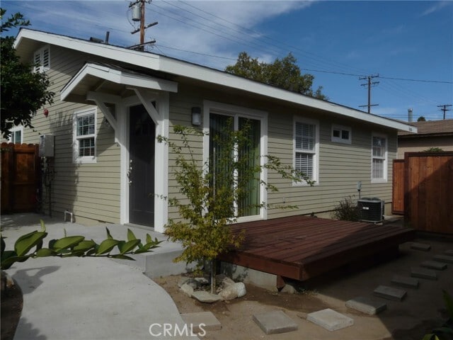 Building Photo - 2445 5th St Rental