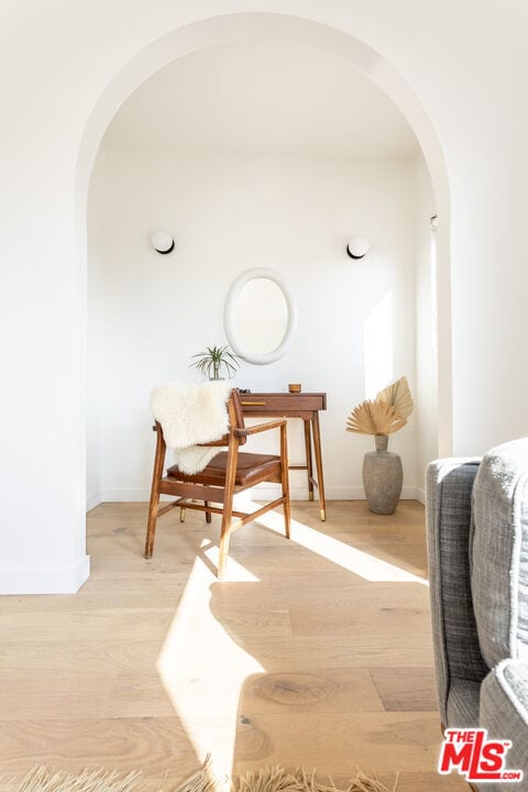 Photo - 3611 1/2 Bellevue Ave