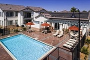 Pool - La Mirage Apartments