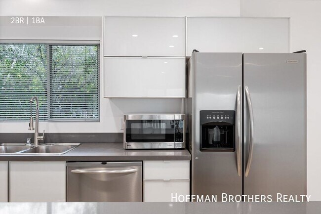 Photo - 1146 N Clark St Unit 8