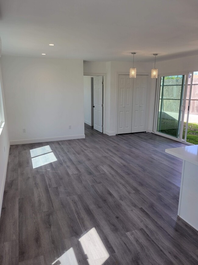 Photo - 3558 Hatteras Ave