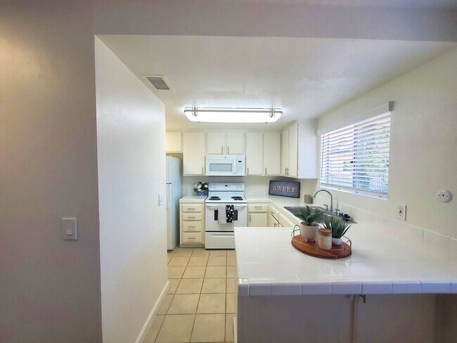 Photo - Country Gardens