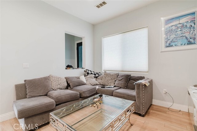 Photo - 7347 Jamieson Ave