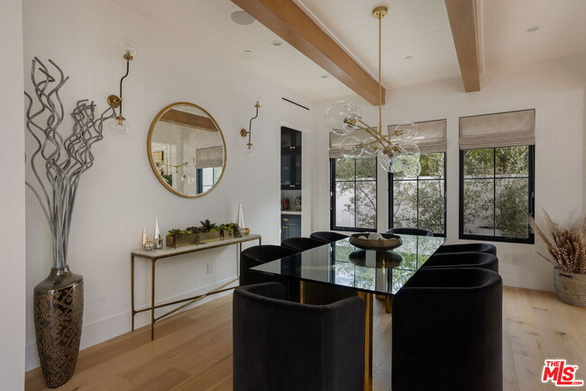 Photo - 16101 Royal Mt Dr