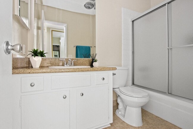 Photo - 115 Doheny Apartments