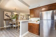 Photo - 4800 Williamsburg Ln Townhome