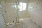 Photo - 20300 Vanowen St House