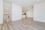 Photo - 589 S Lyon St Townhome