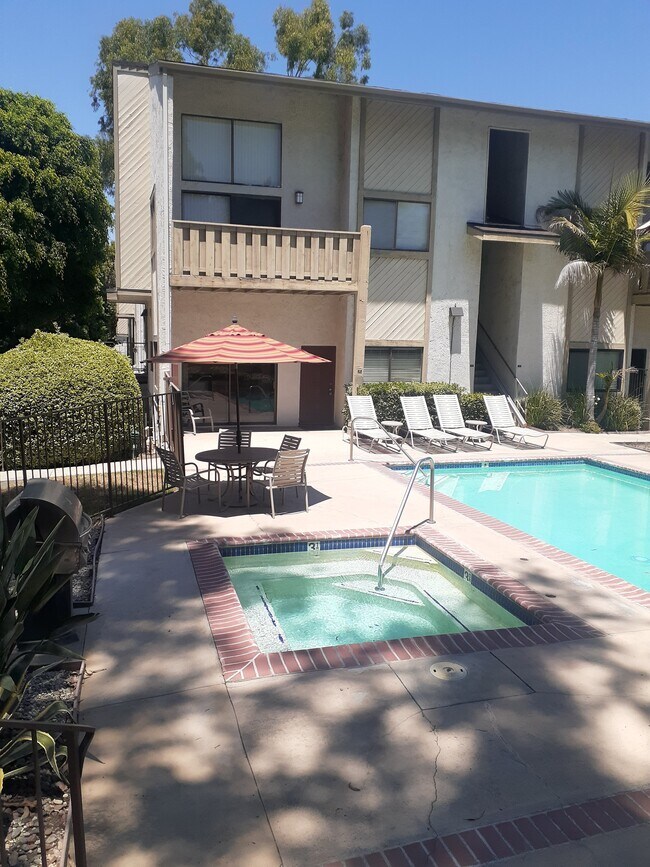 Photo - 18433 Hatteras St Unit 306