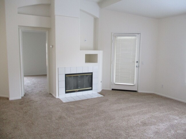 Photo - Very nice 2 bedroom 2 bath town home in Chula Vista.