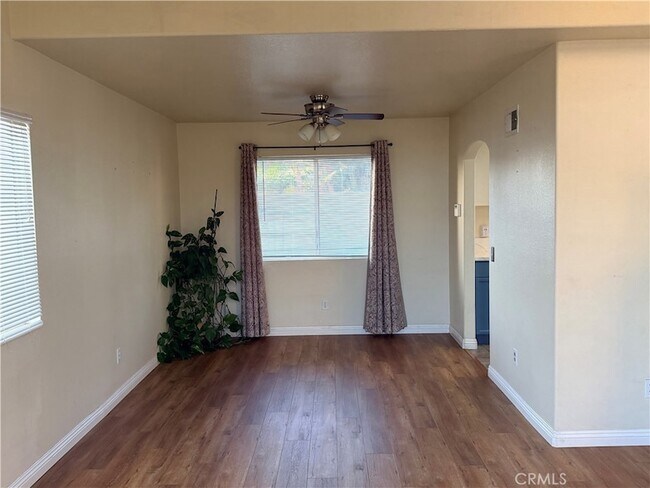 Photo - 22780 Kentfield St