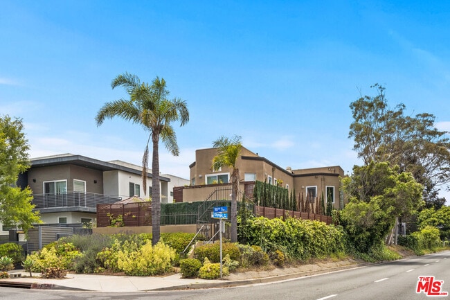 Photo - 1744 10th St Condo Unit 1