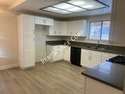 Photo - 43837 David St