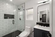 Photo - 1704-1710 Hanford Dr House
