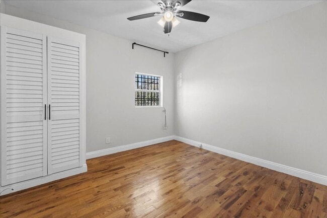 Photo - Stylish One Bedroom Unit With Spare Room Unit 19-102