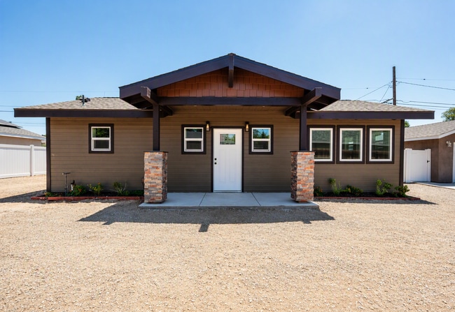 Building Photo - 4805 Charlotte Way Unit 4809