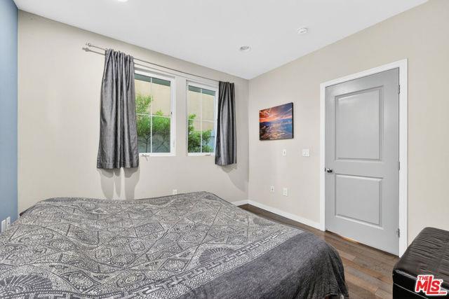 Photo - 5933 W Luna Park