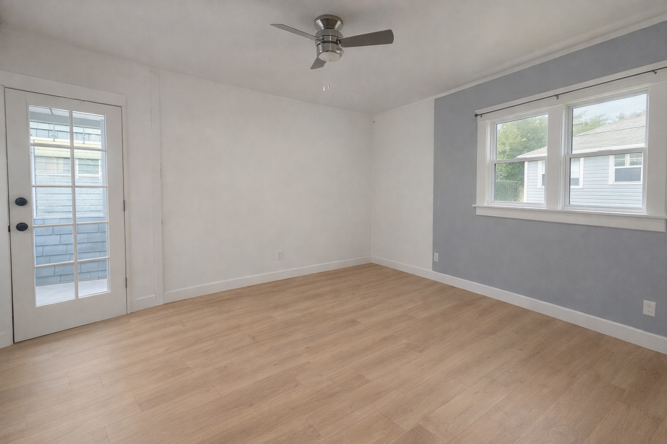 Photo - 2427 3rd Ave Unit 2427