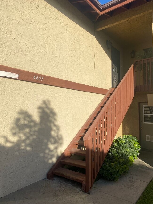 Building Photo - 4401 Unit 4407