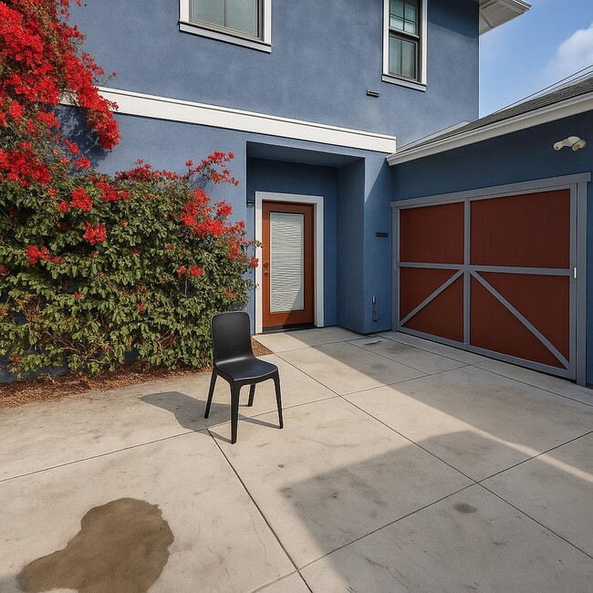 Photo - 1334 W 22nd St Apartment Unit 3