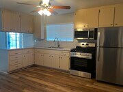 Photo - 1047 W 25th St