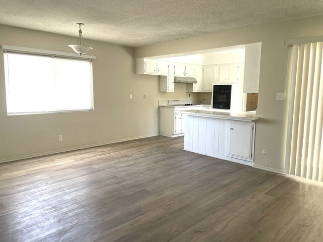 Photo - 1704 S Fern Ave Unit 1704 Fern Avenue
