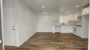 Photo - 211 W 43rd St