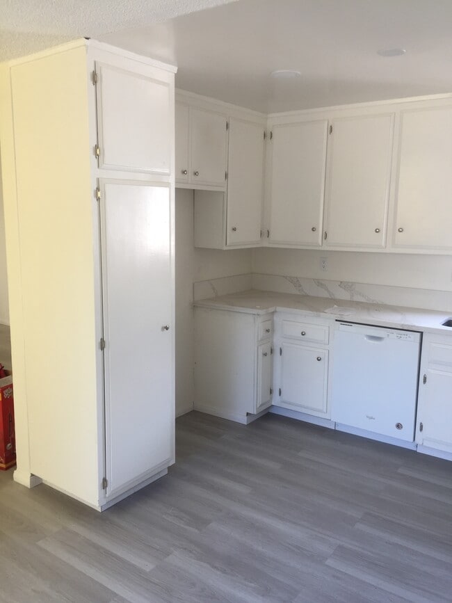 Photo - 519 N Francisca Ave Unit #1