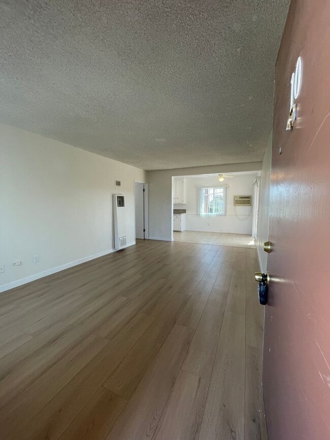 Photo - 19401 Haynes St Unit 10