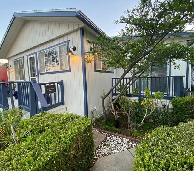 Photo - 1309 Zuni Ln