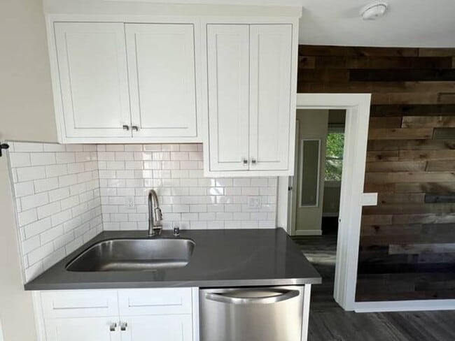 Photo - Life is Better at the Beach! 1+1 Unit 2053 Pierpont Blvd  C