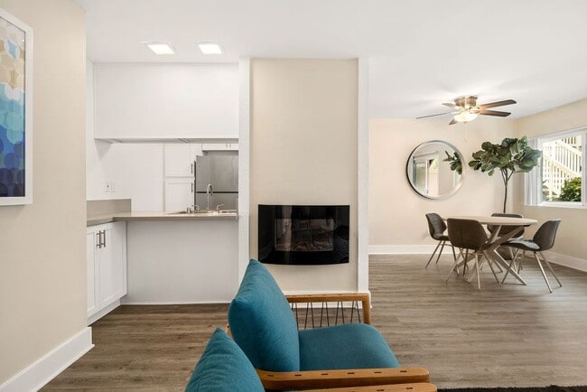 Photo - Casa De Marina Apartments