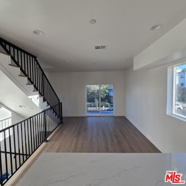 Photo - 10829 Peach Grove St Unit 1