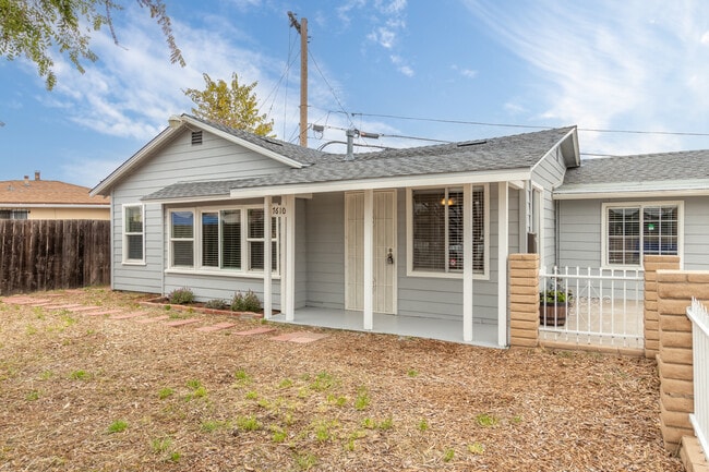 Photo - 7610 Lansing Dr House