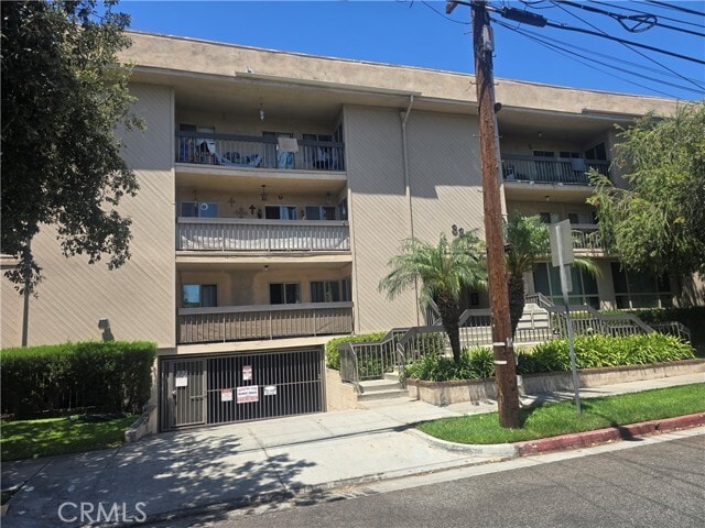 Building Photo - 335 N Adams St Unit 106