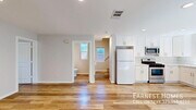 Photo - 15033 Hartland St