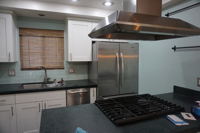 Photo - 2075 Avenida Vista Del Monte #1