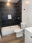 Photo - 4913 Glen St