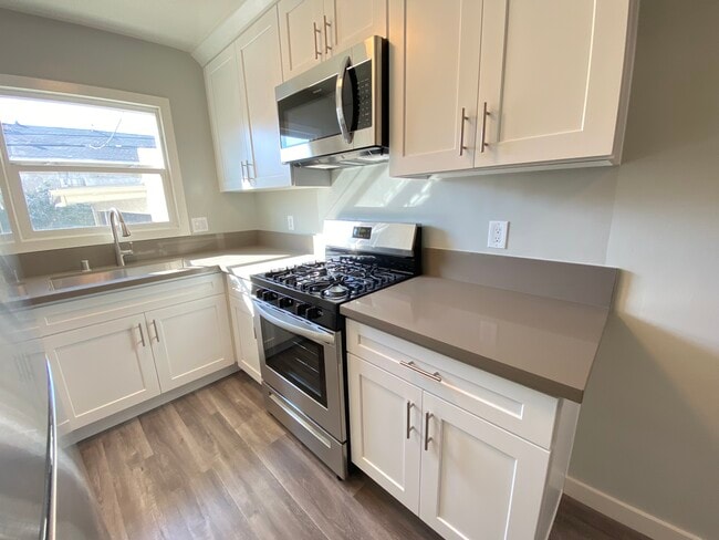 Palms Apartments - Palms Apartments