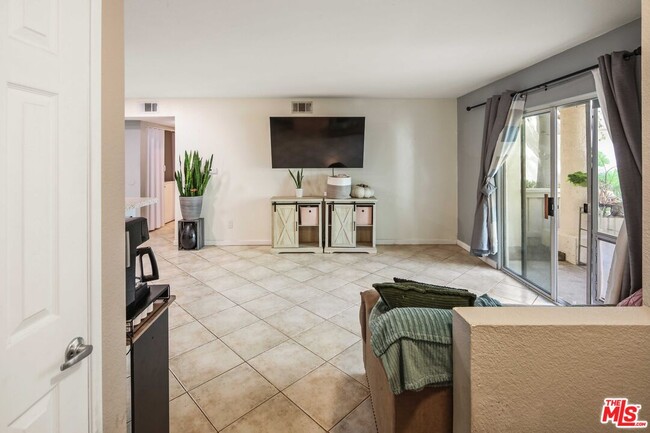 Photo - 24474 Valle Del Oro Unit 101
