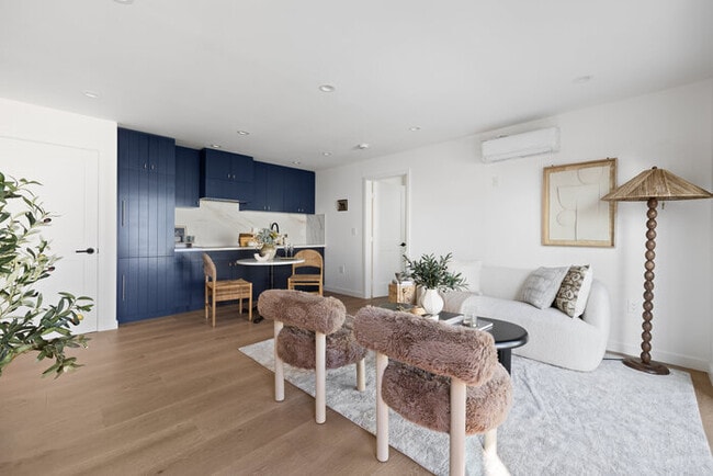 Photo - 12015 Herbert St