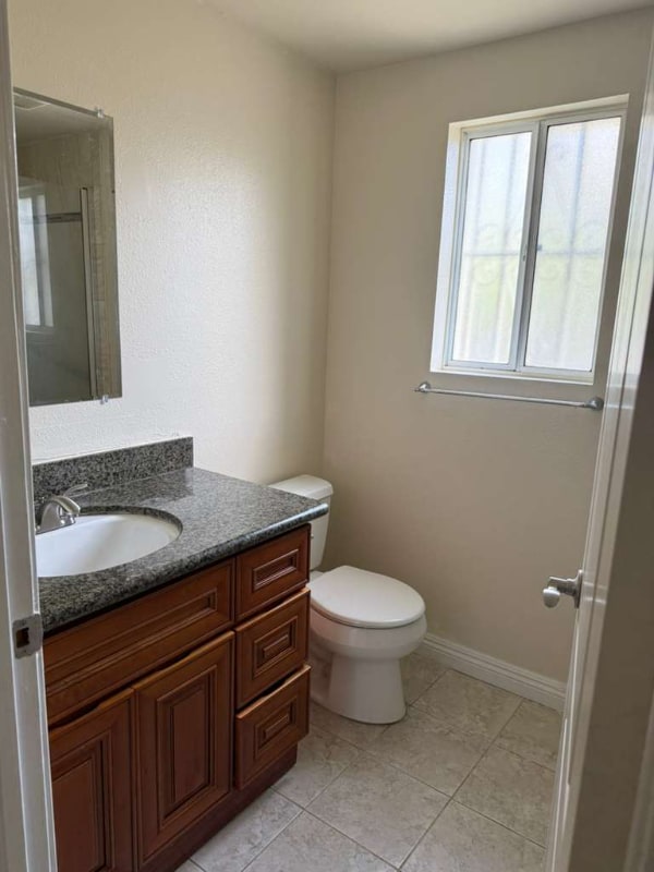 Photo - 224 Gladys Ave