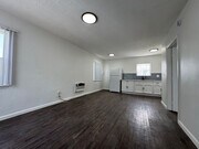 Photo - 10514 1/2 S. Vermont Ave.-