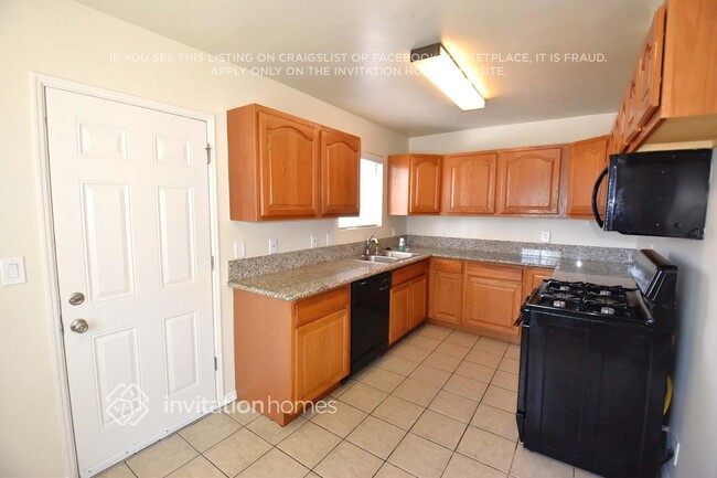 Photo - 819 W 148th Pl