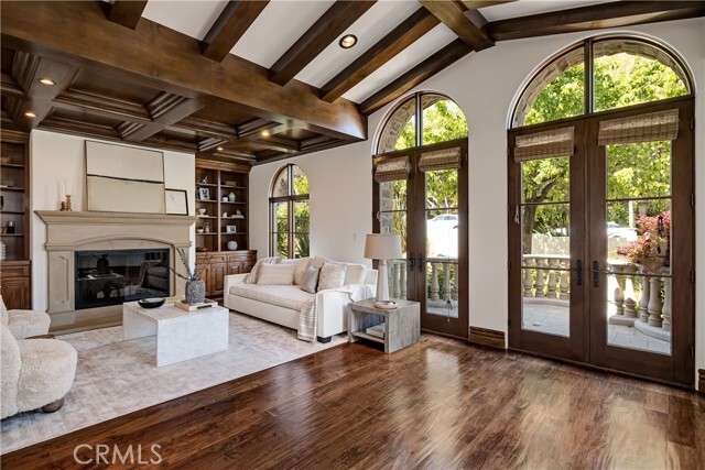 Photo - 718 N Poinsettia Ave